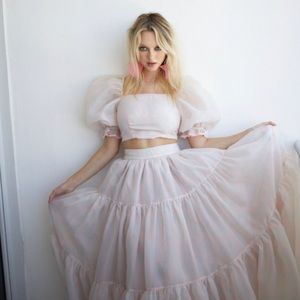 Candy Floss Puff Set, size medium NWT - cute crop top + skirt set